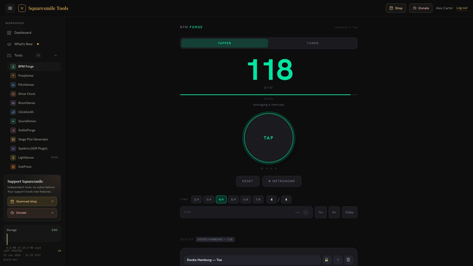 BPM Forge's tap view reading 118 BPM with a steady confidence bar, the round TAP button, beat dots, time-signature buttons and the metronome control.